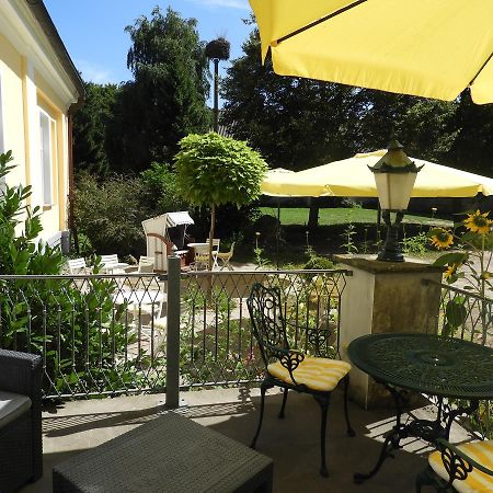 Gransebieth Landhotel Gut Zarrentin מראה חיצוני תמונה