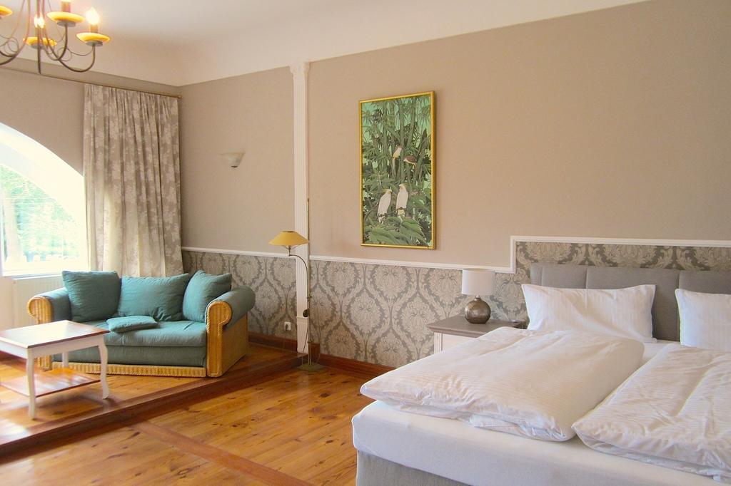 Gransebieth Landhotel Gut Zarrentin מראה חיצוני תמונה